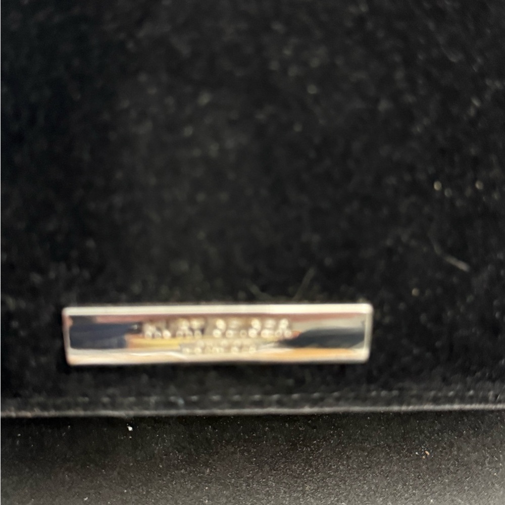 Kurt Geiger London Small Shoreditch velvet rhinestone bow crossbody bag - Picture 3 of 6